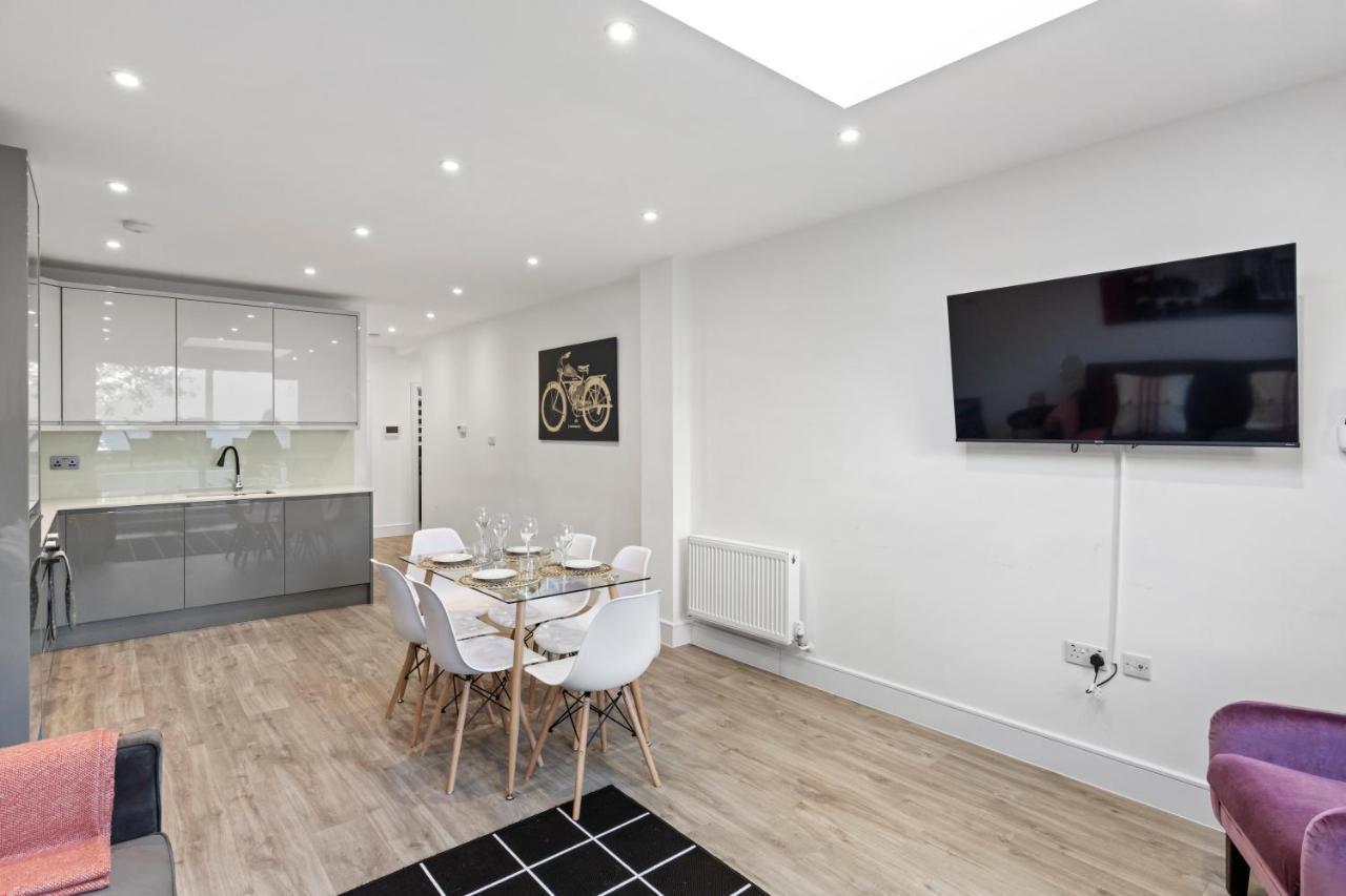 Star London Vivian Avenue 2-Bed Retreat With Garden Apartamento The Hyde Exterior foto